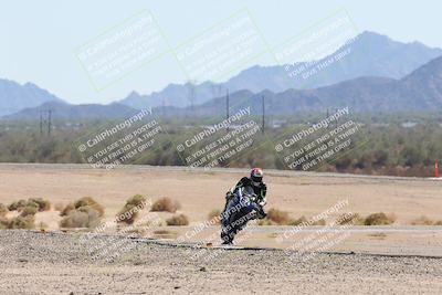 media/Oct-05-2025-CVMA (Sun) [[beeef4f201]]/Race 10-Formula Lightweight Twins Shootout/